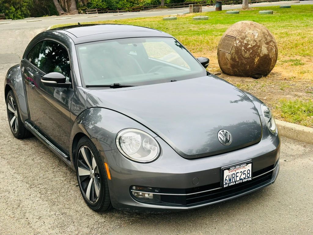 2012 VOLKSWAGEN Beetle