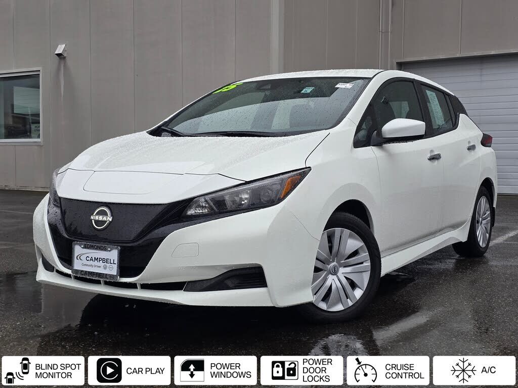 2025 NISSAN Leaf
