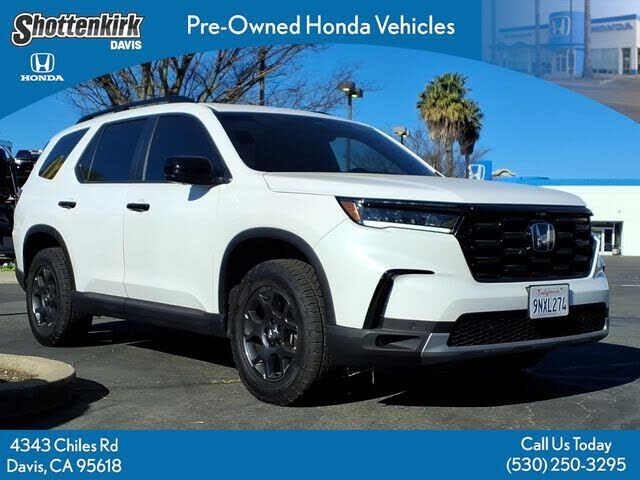 2025 HONDA Pilot