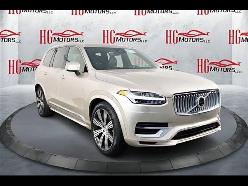 2024 VOLVO XC90