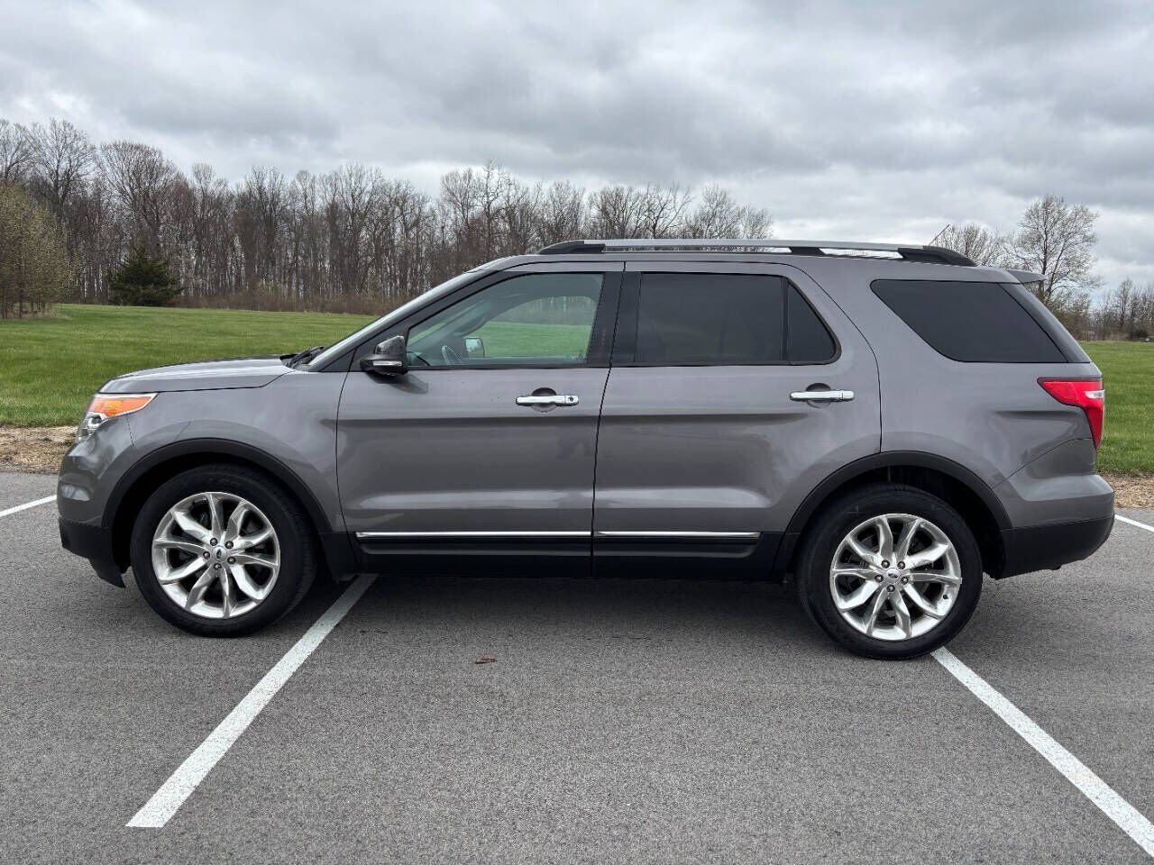 2014 FORD Explorer