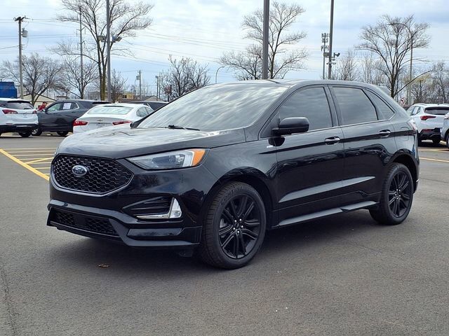 2022 FORD Edge