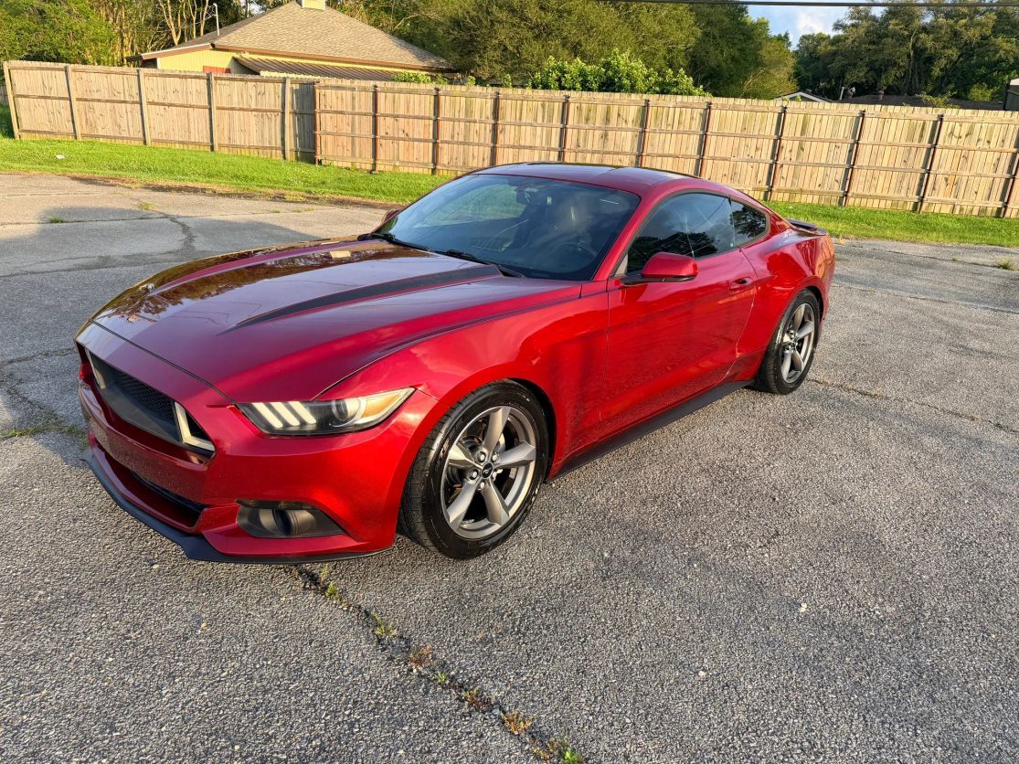 2015 FORD Mustang