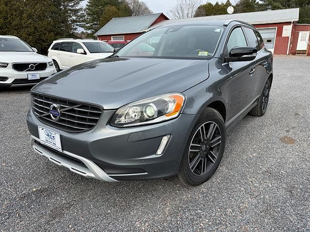 2017 VOLVO XC60