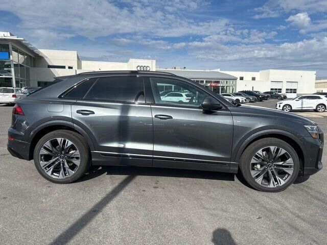 2026 Audi Q8