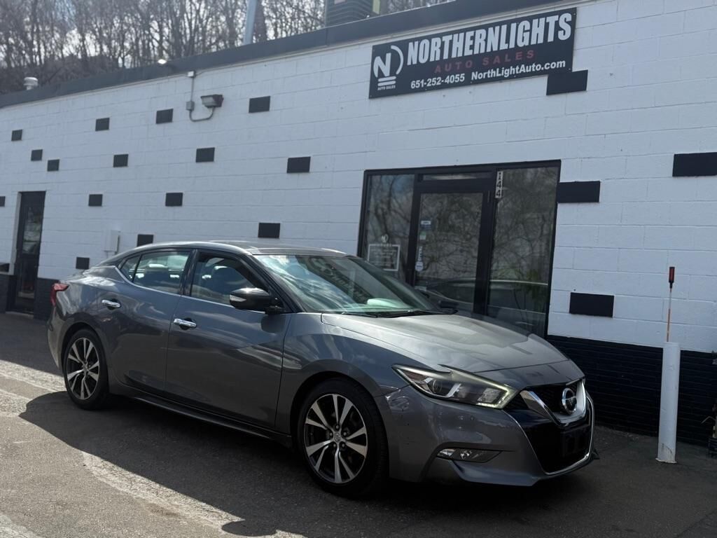 2017 NISSAN Maxima