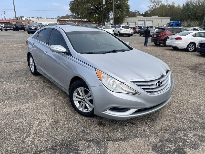 2012 HYUNDAI Sonata