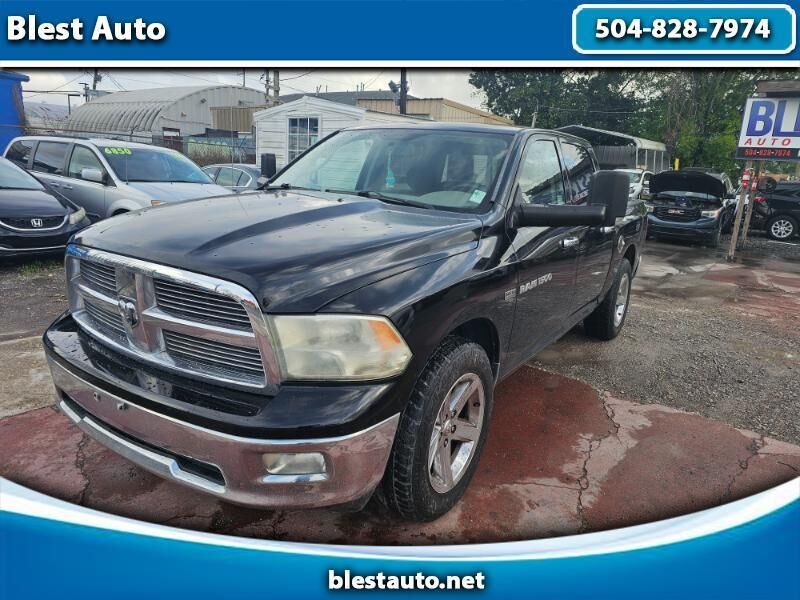 2012 DODGE Ram
