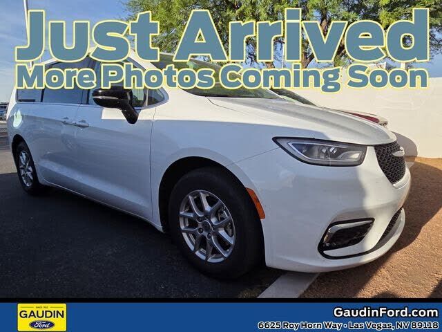 2024 CHRYSLER Pacifica