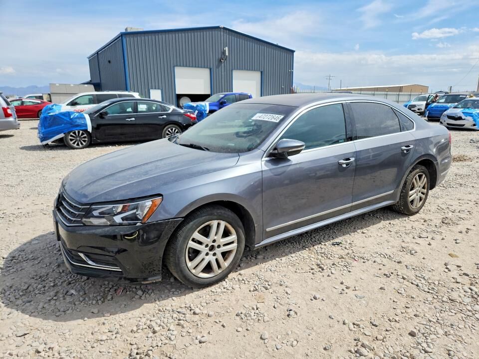2017 VOLKSWAGEN Passat