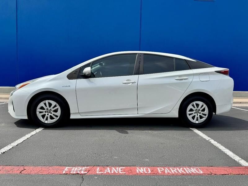 2018 TOYOTA PRIUS