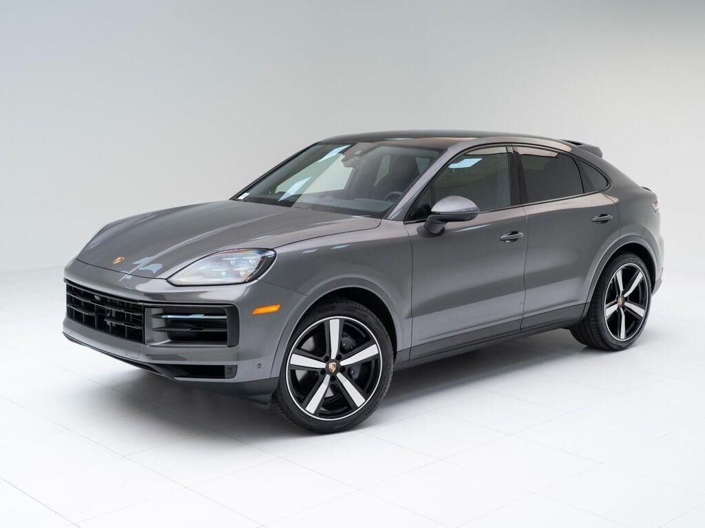 2025 PORSCHE Cayenne