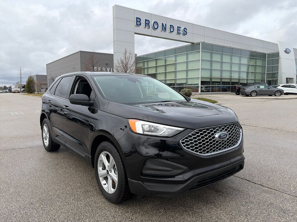 2024 FORD Edge