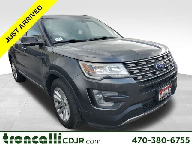 2017 FORD Explorer