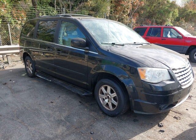 2008 CHRYSLER Town and Country