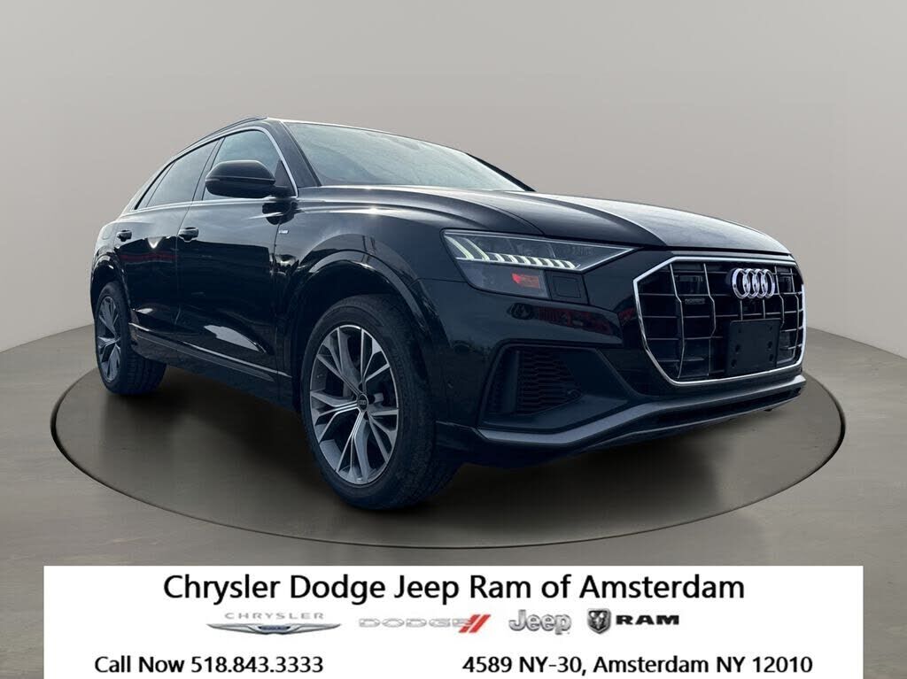 2023 AUDI Q8