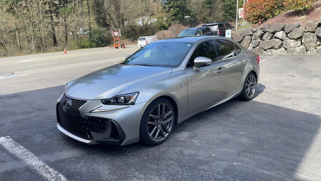 2018 LEXUS IS