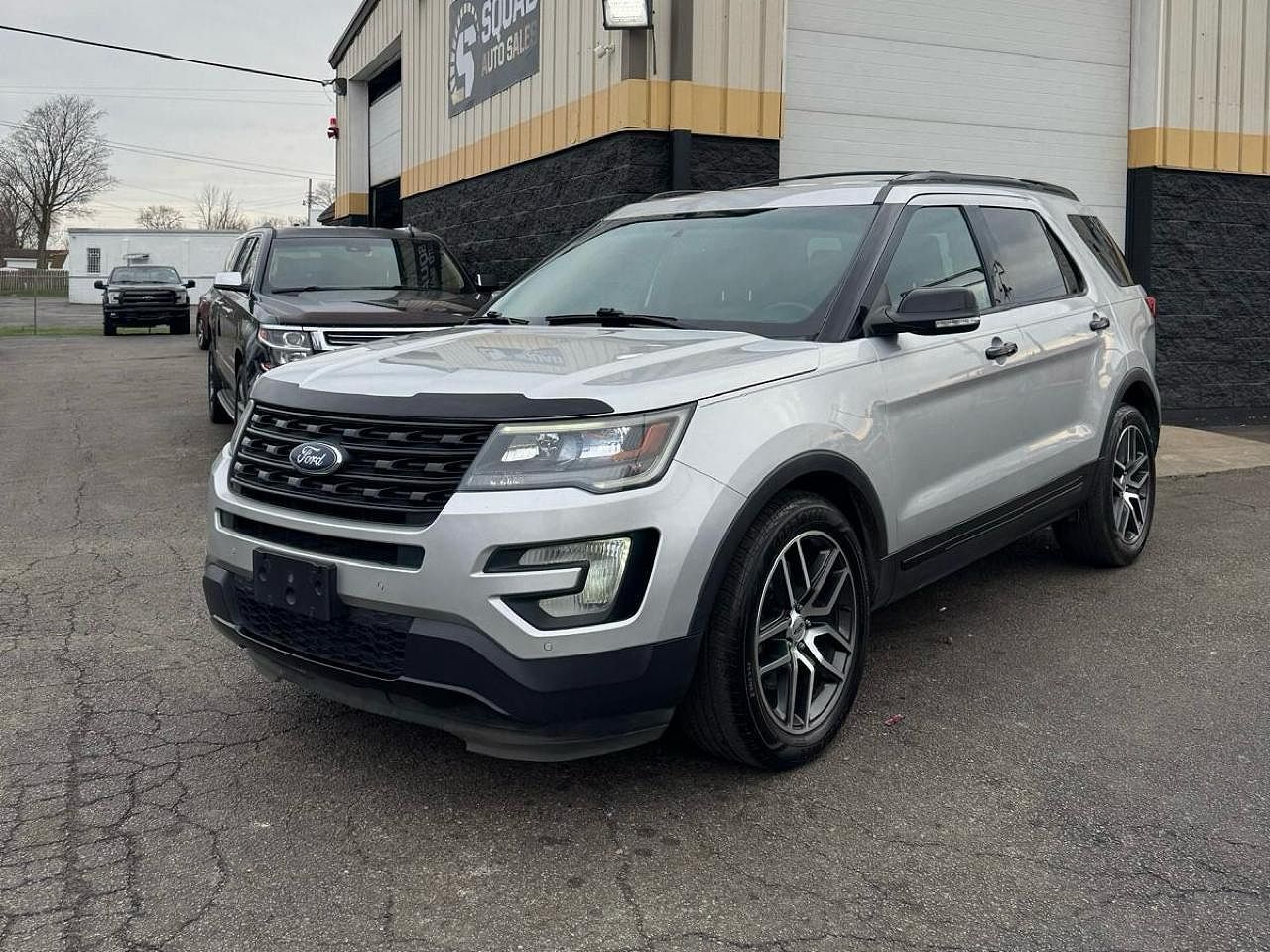 2017 FORD Explorer