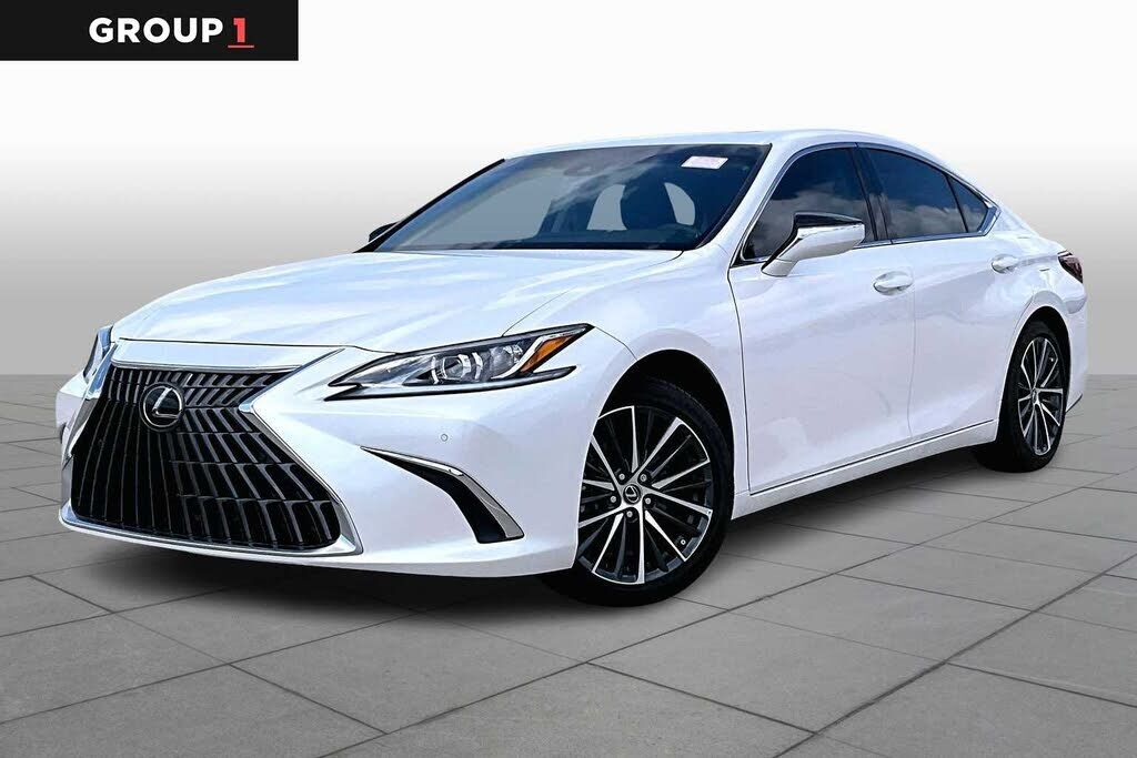 2024 LEXUS ES
