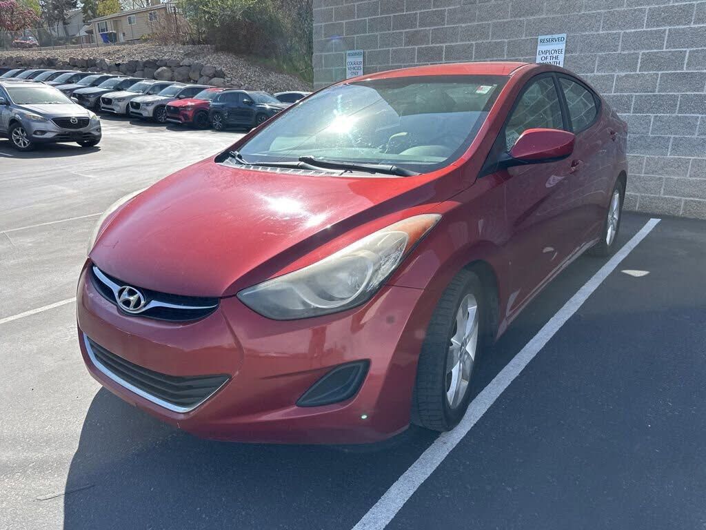 2011 HYUNDAI Elantra