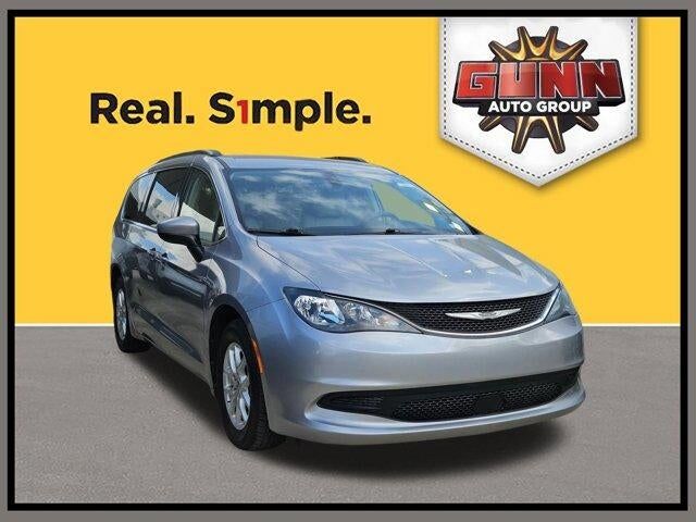 2021 CHRYSLER Voyager