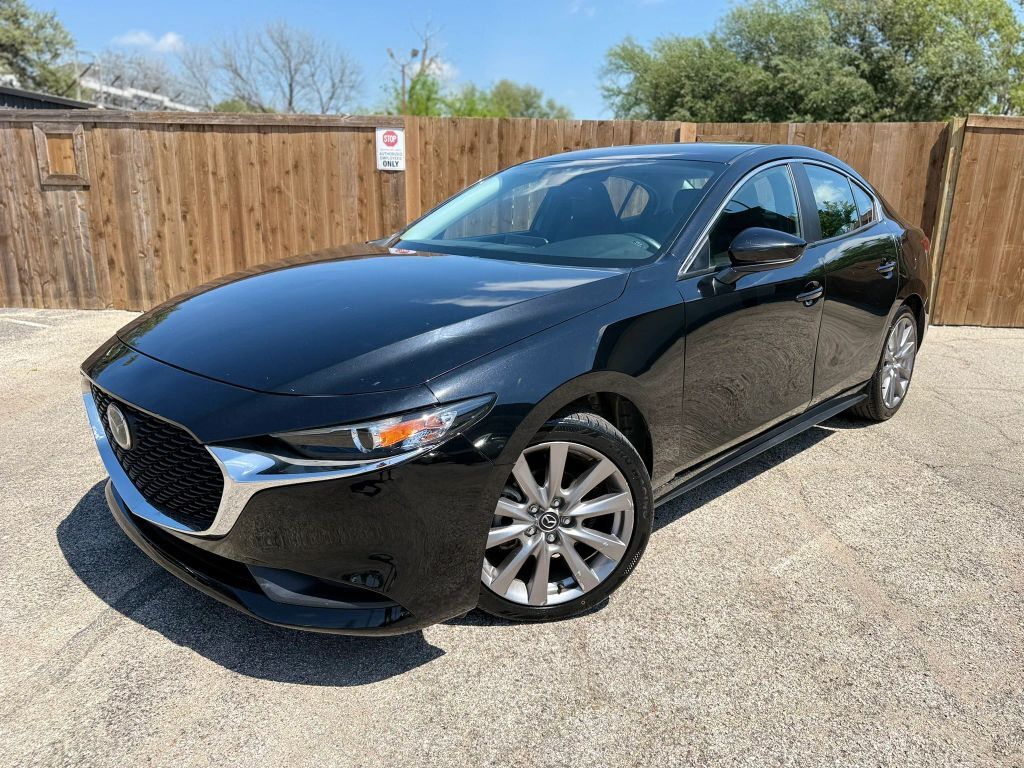 2022 MAZDA Mazda3