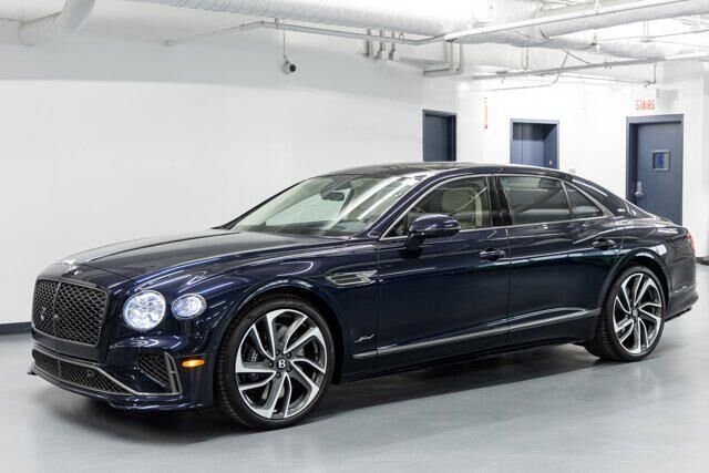 2025 BENTLEY Flying Spur