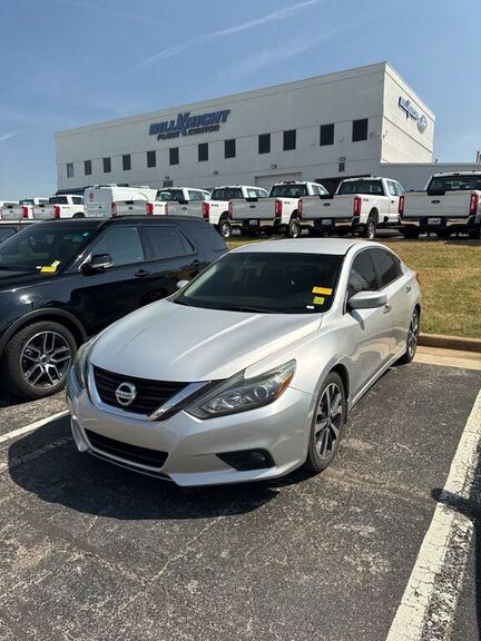 2017 NISSAN Altima