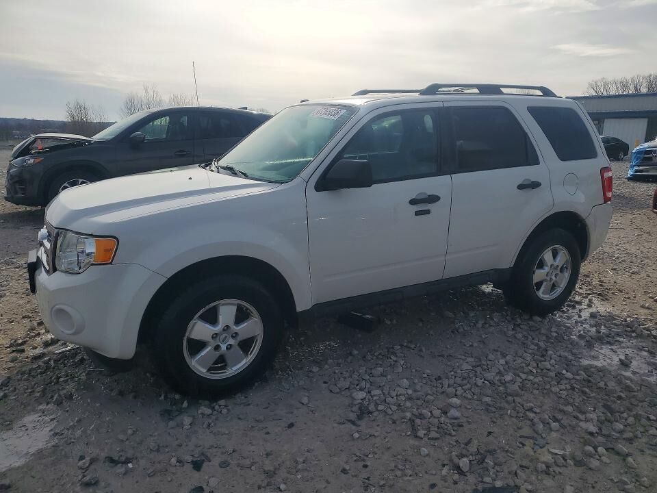 2011 FORD Escape