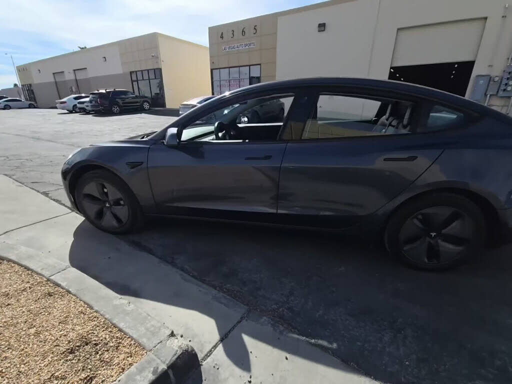 2019 TESLA Model 3
