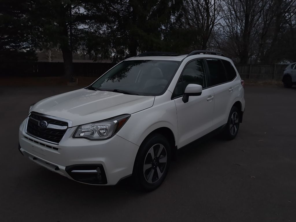 2018 SUBARU Forester