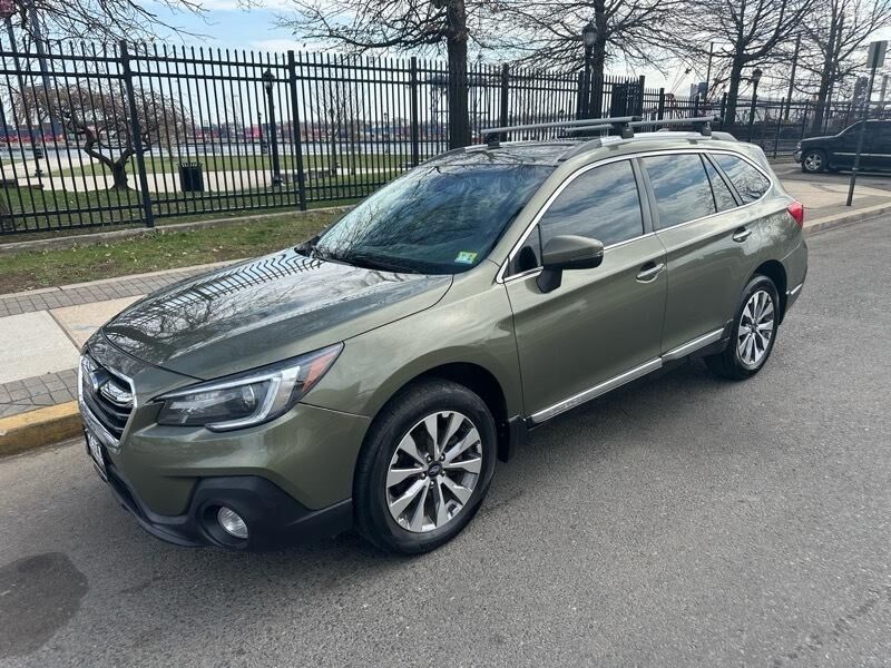 2018 SUBARU Outback