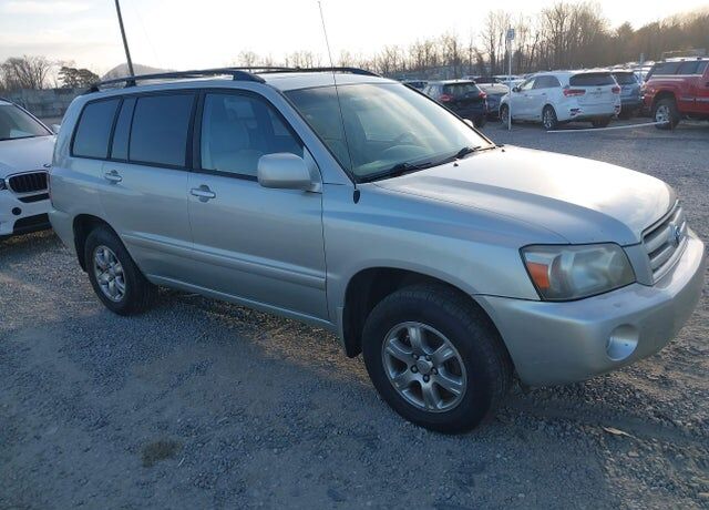 2004 TOYOTA Highlander