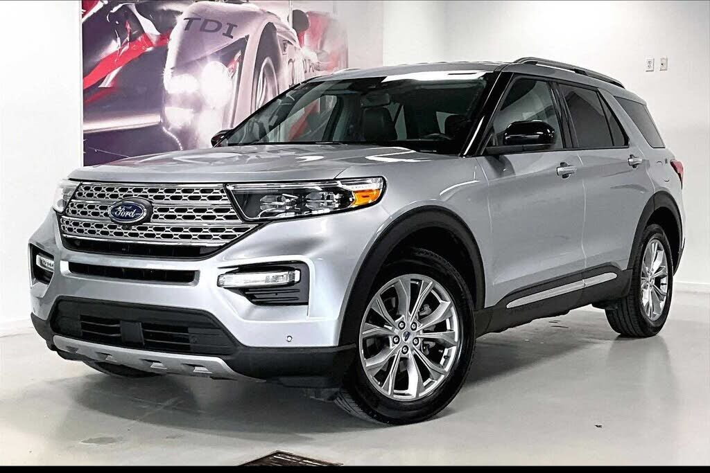2023 FORD Explorer