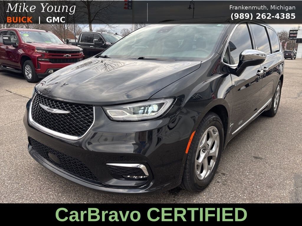 2023 CHRYSLER Pacifica