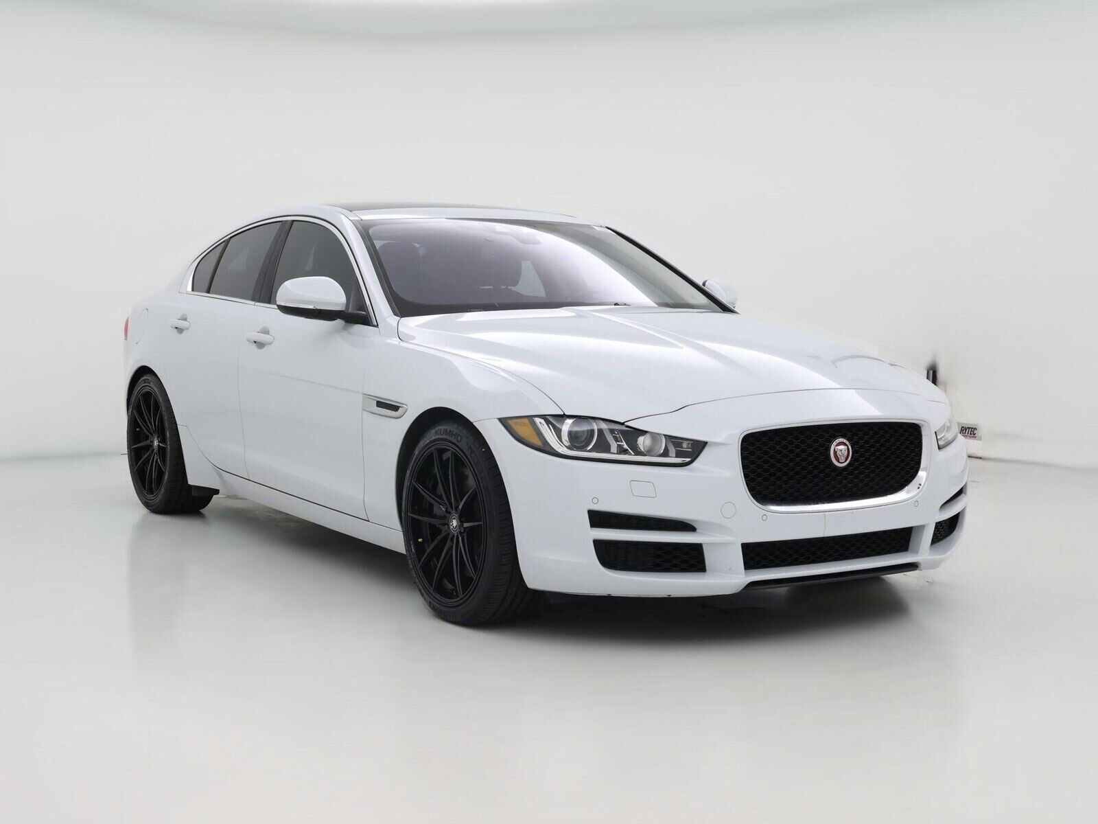 2017 JAGUAR XE