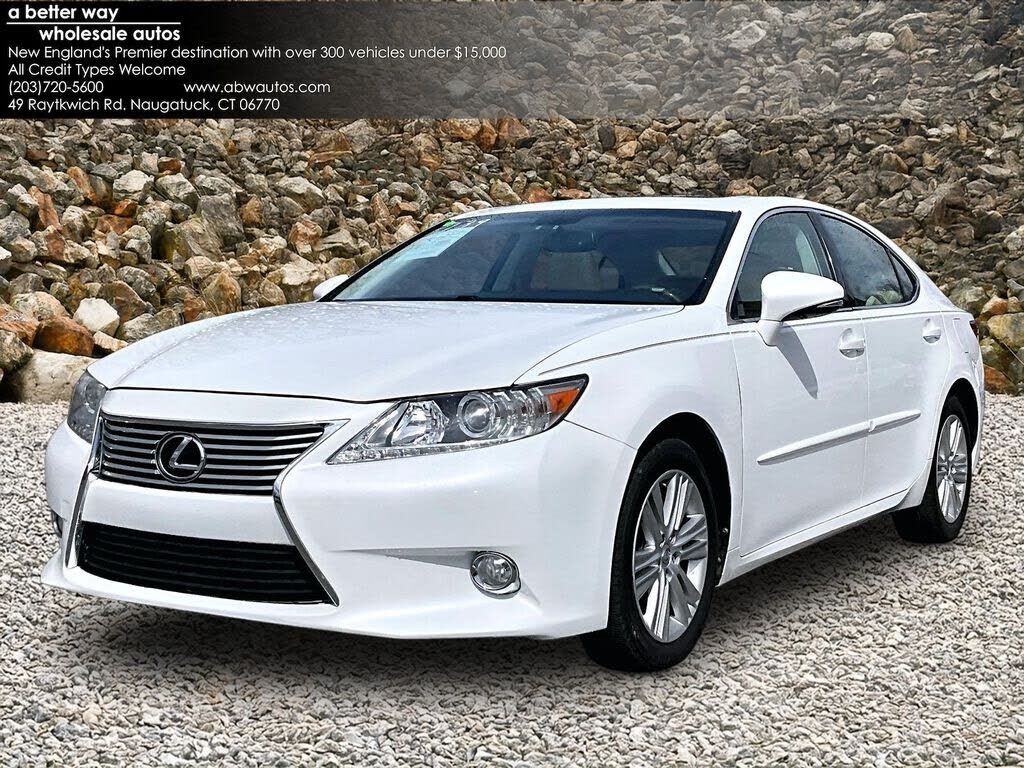 2013 LEXUS ES
