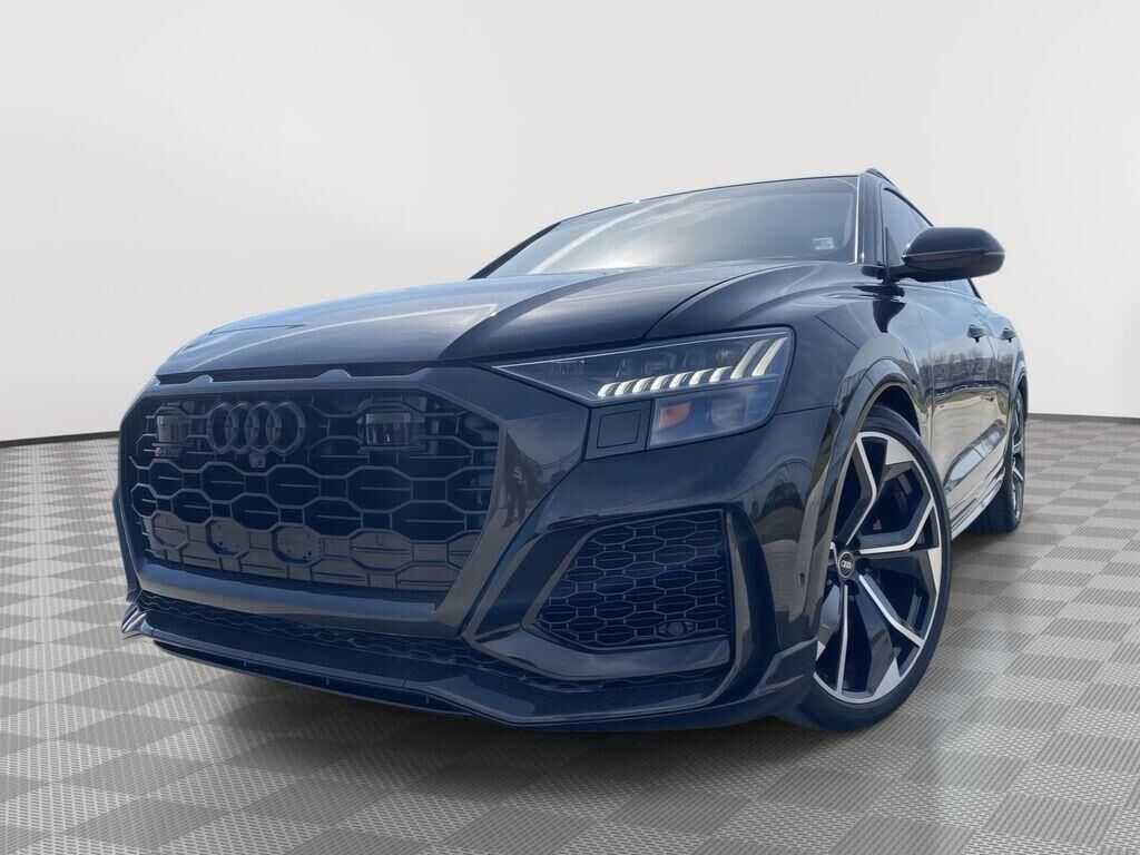 2022 AUDI RS Q8