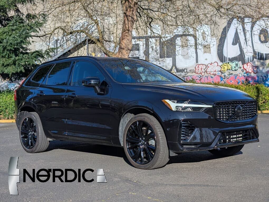2024 VOLVO XC60
