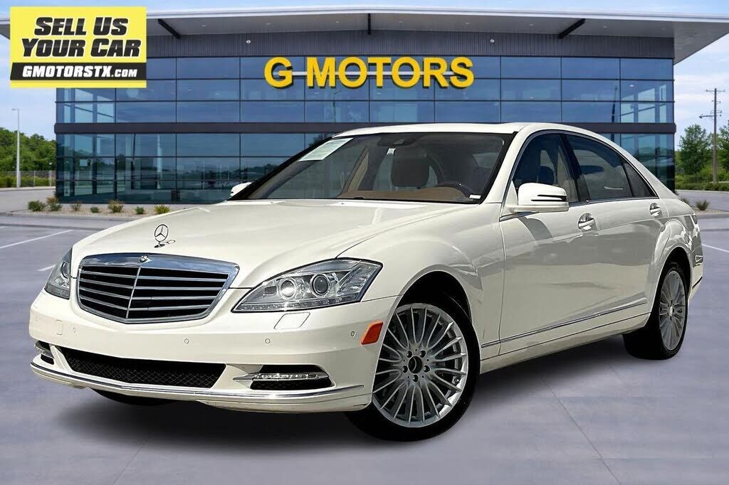 2013 MERCEDES-BENZ S-Class