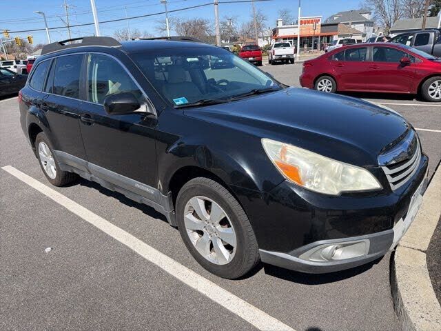 2010 SUBARU Outback