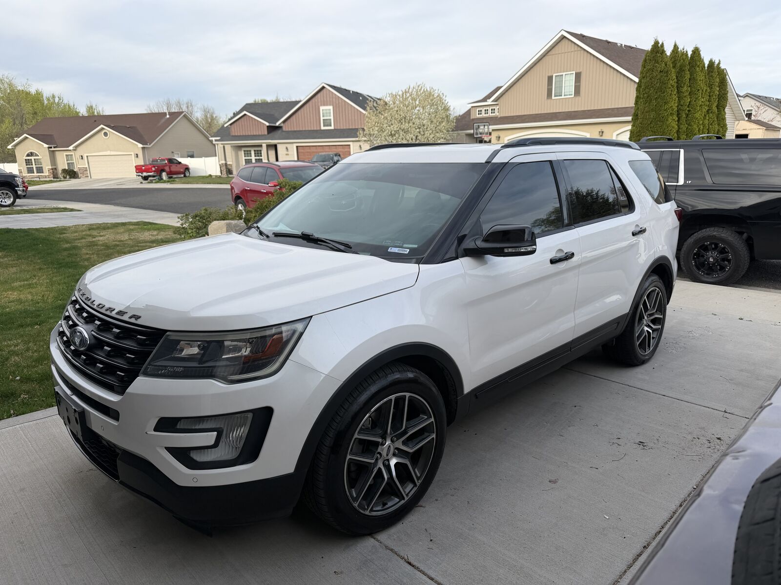 2016 FORD Explorer