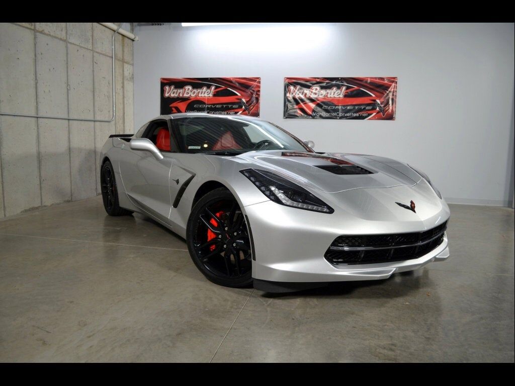 2018 CHEVROLET Corvette