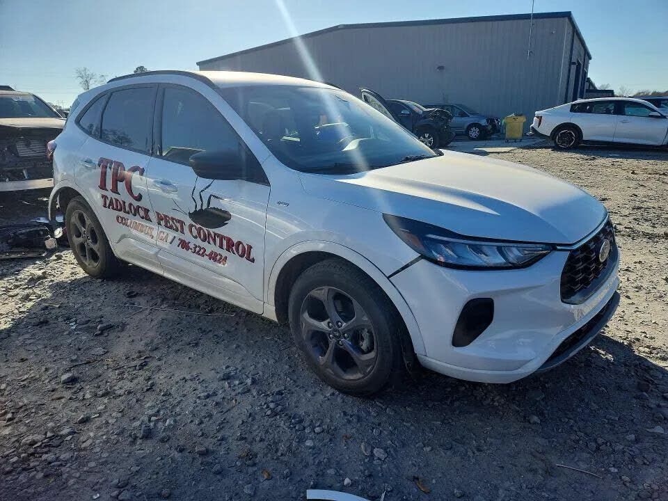 2023 FORD Escape