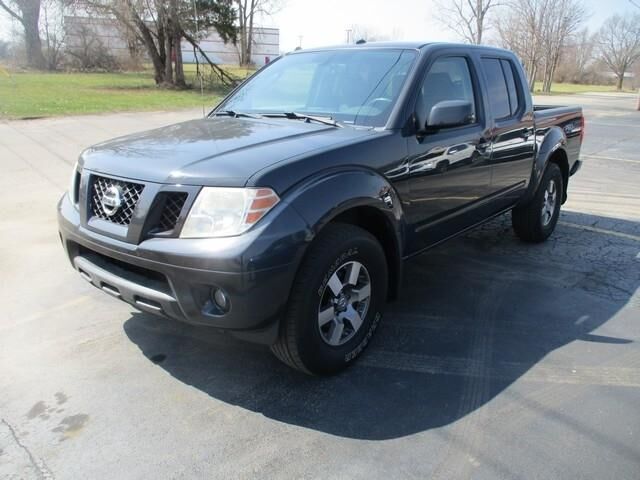 2011 NISSAN Frontier