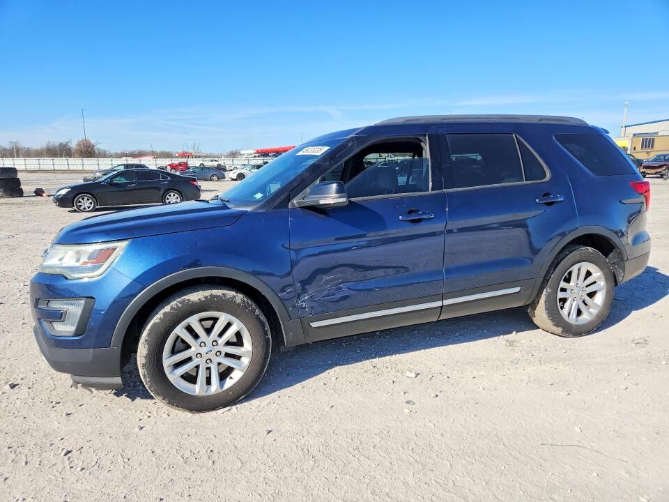 2017 FORD Explorer