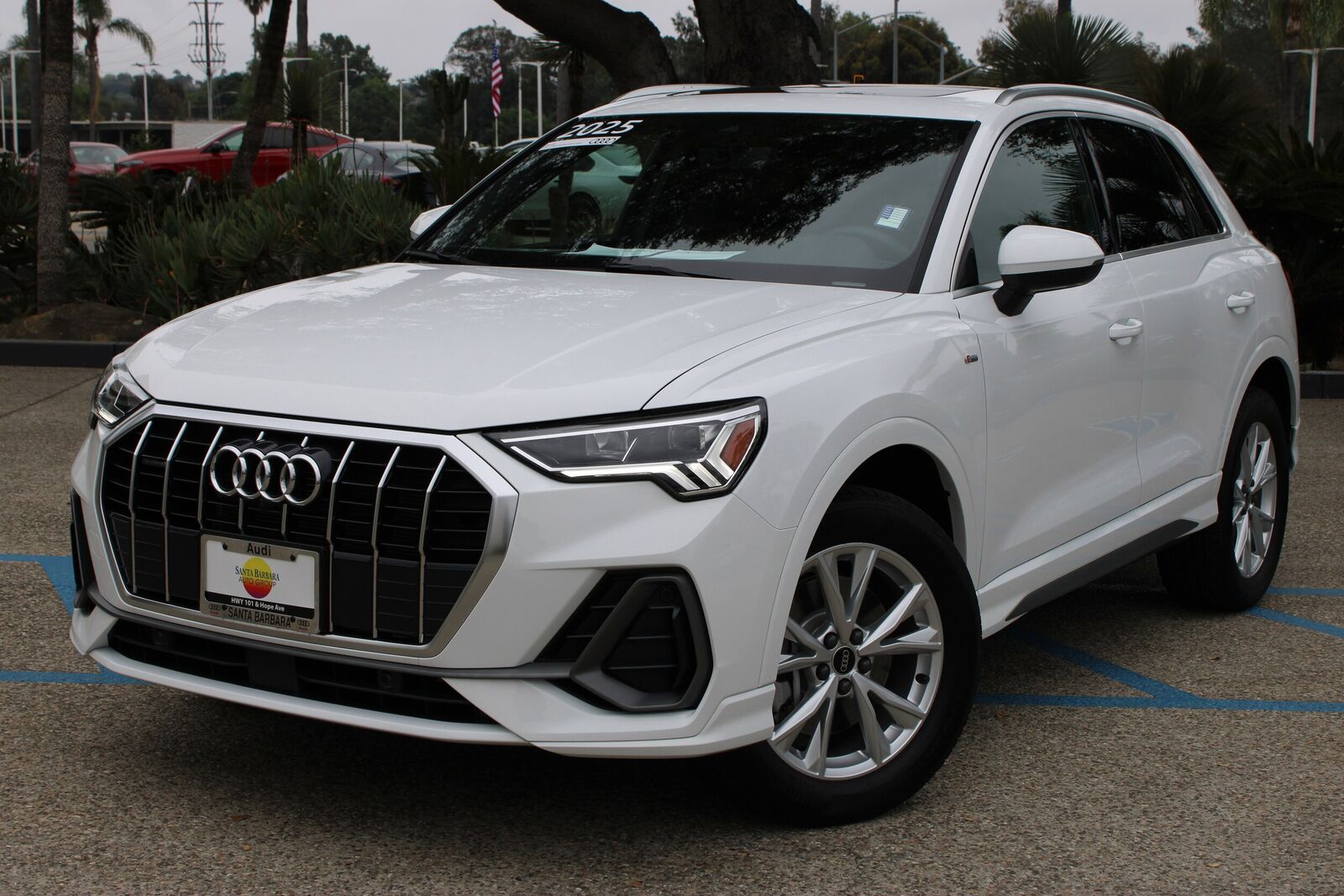 2025 AUDI Q3
