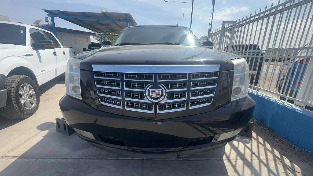 2011 CADILLAC Escalade