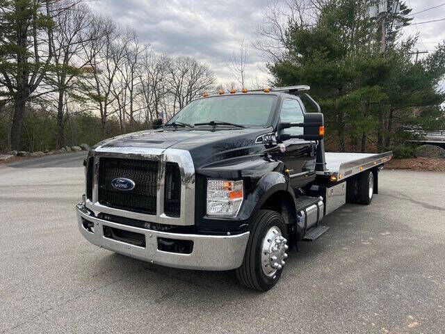 2022 FORD F-650