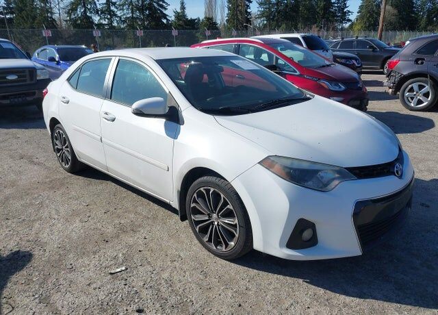 2016 TOYOTA Corolla
